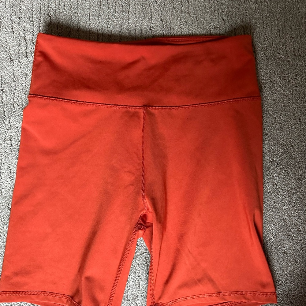 Ellie Orange Bike Shorts size large